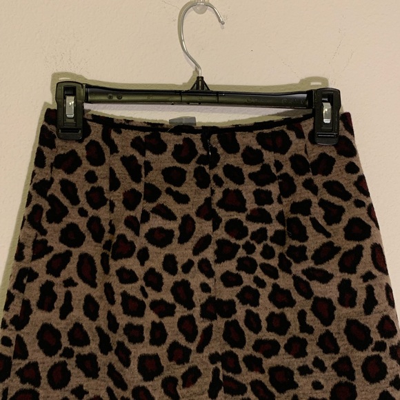 NWT Ann Taylor Animal Print Skirt - Picture 4 of 4